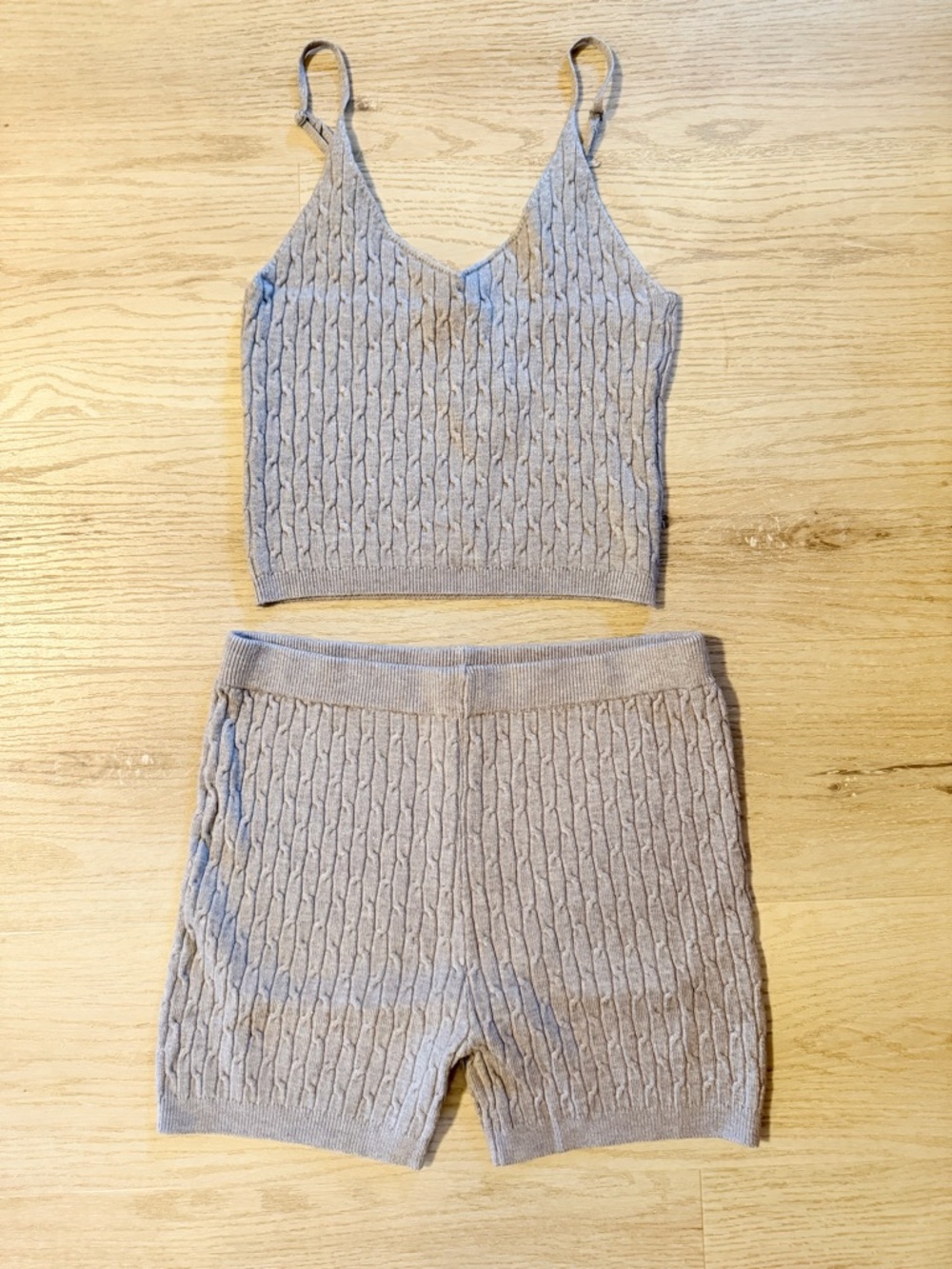 Daisy Cable-Knit Crop Tank & Shorts Set in Light Gray
